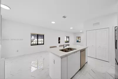 1864 NW 84th St, Miami, FL 33147 - Photo 17