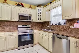 1201 NE 144th St, Miami, FL 33161 - Photo 9