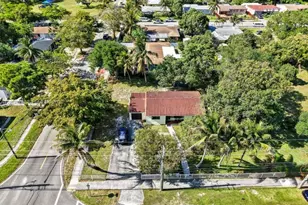 1201 NE 144th St, Miami, FL 33161 - Photo 29