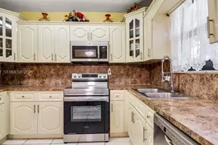 1201 NE 144th St, Miami, FL 33161 - Photo 7