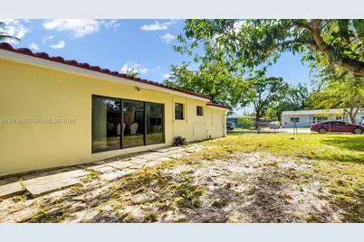 1201 NE 144th St, Miami, FL 33161 - Photo 23
