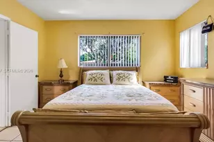 1201 NE 144th St, Miami, FL 33161 - Photo 11