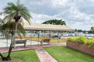 101 Berkley Rd, Hollywood, FL 33024 - Photo 37