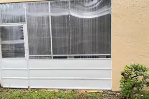 101 Berkley Rd, Hollywood, FL 33024 - Photo 27