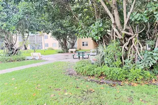 101 Berkley Rd, Hollywood, FL 33024 - Photo 31
