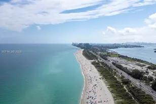 100 Bayview Dr, Sunny Isles Beach, FL 33160 - Photo 41