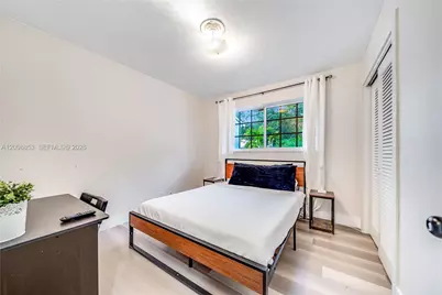 1940 NE 62nd St, Fort Lauderdale, FL 33308 - Photo 15