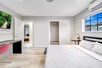 1940 NE 62nd St, Fort Lauderdale, FL 33308 - Photo 11