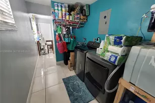 3381 NW 33rd Ct, Lauderdale Lakes, FL 33309 - Photo 5