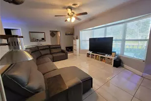 3381 NW 33rd Ct, Lauderdale Lakes, FL 33309 - Photo 11