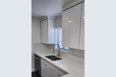 8701 SW 36th St, Miami, FL 33165 - Photo 5