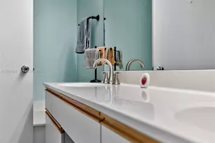 3400 NE 192 St, Aventura, FL 33180 - Photo 25