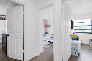 8186 NW 98th Ln, Hialeah Gardens, FL 33016 - Photo 39