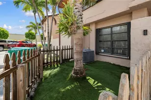 8186 NW 98th Ln, Hialeah Gardens, FL 33016 - Photo 49