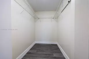 8320 NW 8th St, Miami, FL 33126 - Photo 11