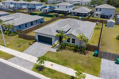 28905 SW 163rd Ct, Homestead, FL 33033 - Photo 5