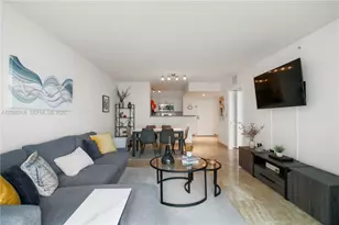 1155 S Brickell Bay Dr, Miami, FL 33131 - Photo 15