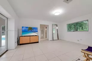6875 SW 96th St, Pinecrest, FL 33156 - Photo 23
