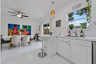 22110 SW 93rd Pl, Cutler Bay, FL 33190 - Photo 5