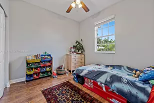 22110 SW 93rd Pl, Cutler Bay, FL 33190 - Photo 13