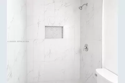 8210 SW 7th St, North Lauderdale, FL 33068 - Photo 9