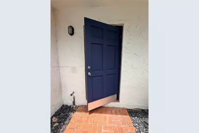3225 Bird Ave #IV3, Miami, FL 33133 - Photo 3