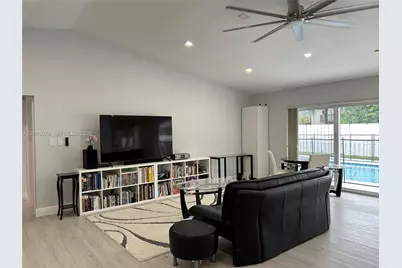 11121 SW 110th Rd #11121, Miami, FL 33176 - Photo 17