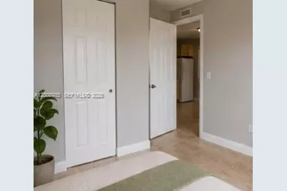 948 SW 3rd St #205, Miami, FL 33130 - Photo 7