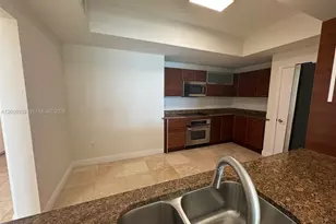 3330 NE 190th St, Aventura, FL 33180 - Photo 11