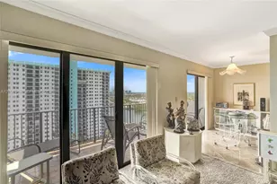 1201 S Ocean Dr, Hollywood, FL 33019 - Photo 23