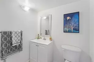900 Bay Dr, Miami Beach, FL 33141 - Photo 11