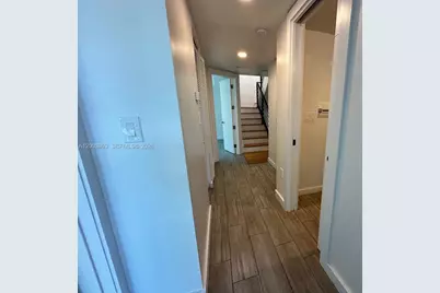 722 NE 15th Ave #2, Fort Lauderdale, FL 33304 - Photo 13