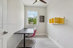 1371 Victoria Isle Dr, Weston, FL 33327 - Photo 31