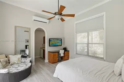 1371 Victoria Isle Dr, Weston, FL 33327 - Photo 23