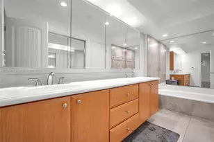 107 Heatherbrook Way, Hollywood, FL 33021 - Photo 25