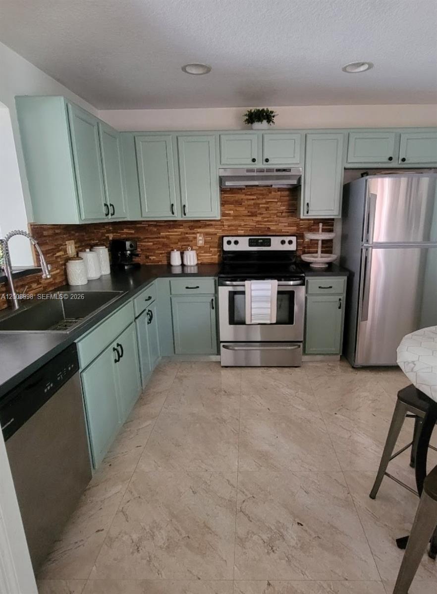 16504 SW 71st Terrace - 16504 SW 71st Terrace, Miami, FL 33193 Luxury Property | Jose Angel Pina