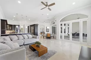 14370 Jockey Cir N, Davie, FL 33330 - Photo 25