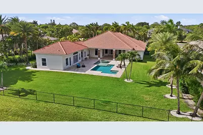 14370 Jockey Cir N, Davie, FL 33330 - Photo 71