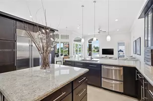 14370 Jockey Cir N, Davie, FL 33330 - Photo 17