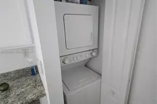 6001 SW 70th St, South Miami, FL 33143 - Photo 7