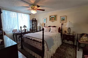1101 Colony Point Cir, Pembroke Pines, FL 33026 - Photo 21