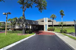 1101 Colony Point Cir, Pembroke Pines, FL 33026 - Photo 27