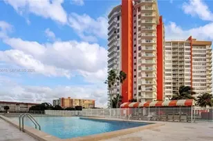 1301 NE Miami Gardens Dr, Miami, FL 33179 - Photo 13