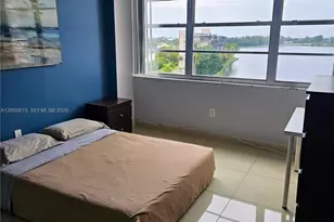 1301 NE Miami Gardens Dr, Miami, FL 33179 - Photo 9