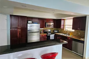 1301 NE Miami Gardens Dr, Miami, FL 33179 - Photo 3