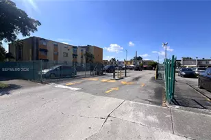 666 W 81st St, Hialeah, FL 33014 - Photo 3