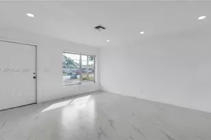 4285 SW 48th Ct, Dania Beach, FL 33314 - Photo 9