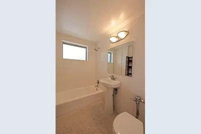 2250 Bay Dr #4, Miami Beach, FL 33141 - Photo 9