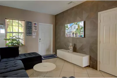22472 SW 89th Path, Cutler Bay, FL 33190 - Photo 5