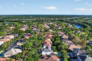 1311 Croton Ct, Weston, FL 33327 - Photo 71